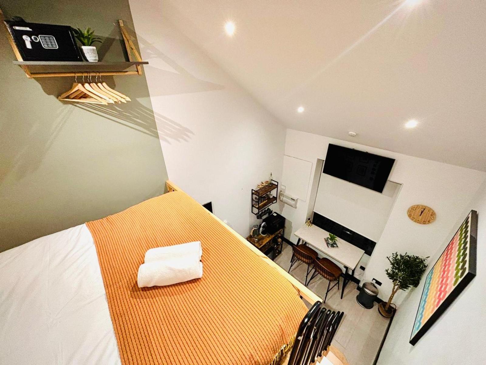 London Luxury Mezzanine Studio Flats Next Hackney Central Exterior foto
